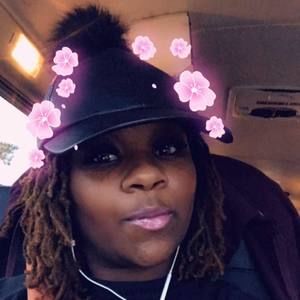 Meet your Posher, Ebony